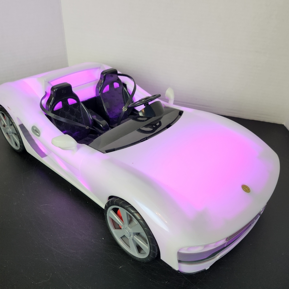 2021 Rainbow High Doll Convertible Car Color Changing MGA Entertainment WORKS